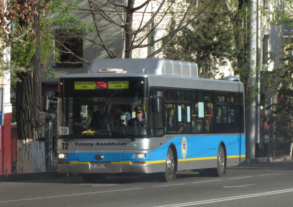 Алматы, Yutong ZK6120HGM № 72