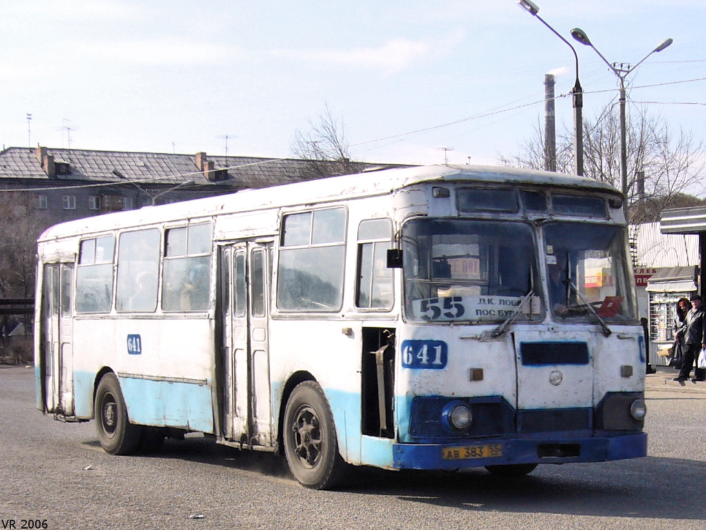 Obwód omski, LiAZ-677M Nr 641