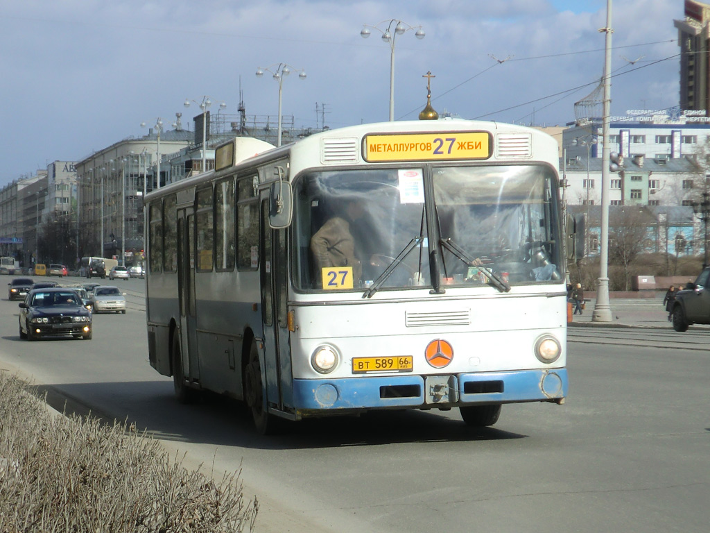 Свердловская область, Mercedes-Benz O305 № ВТ 589 66