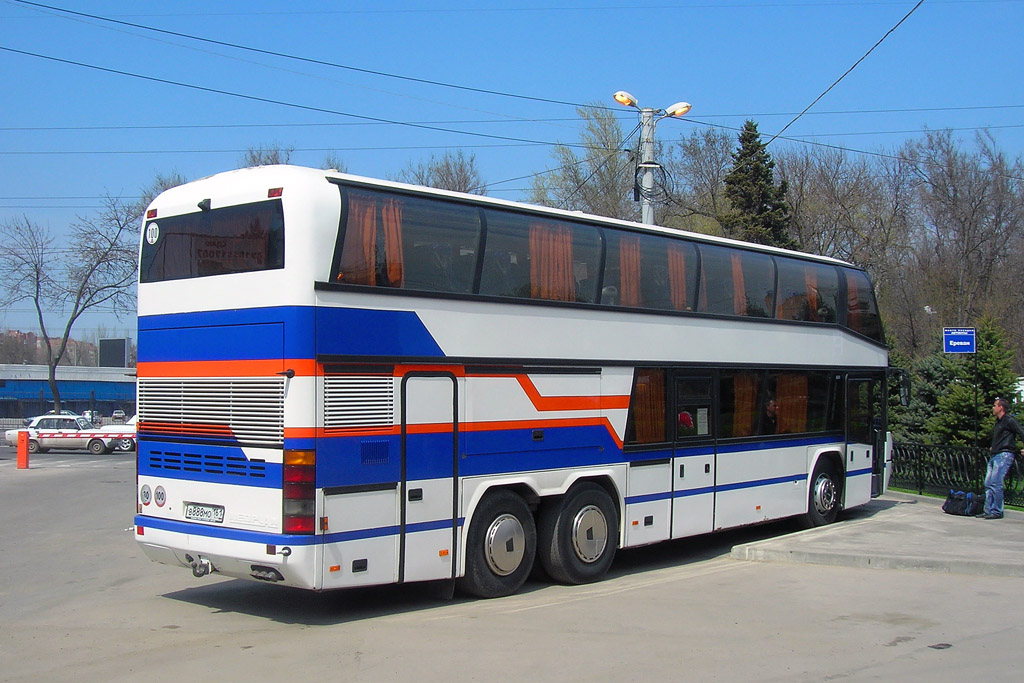 Ростовская область, Neoplan N122/3 Skyliner № В 888 МО 161