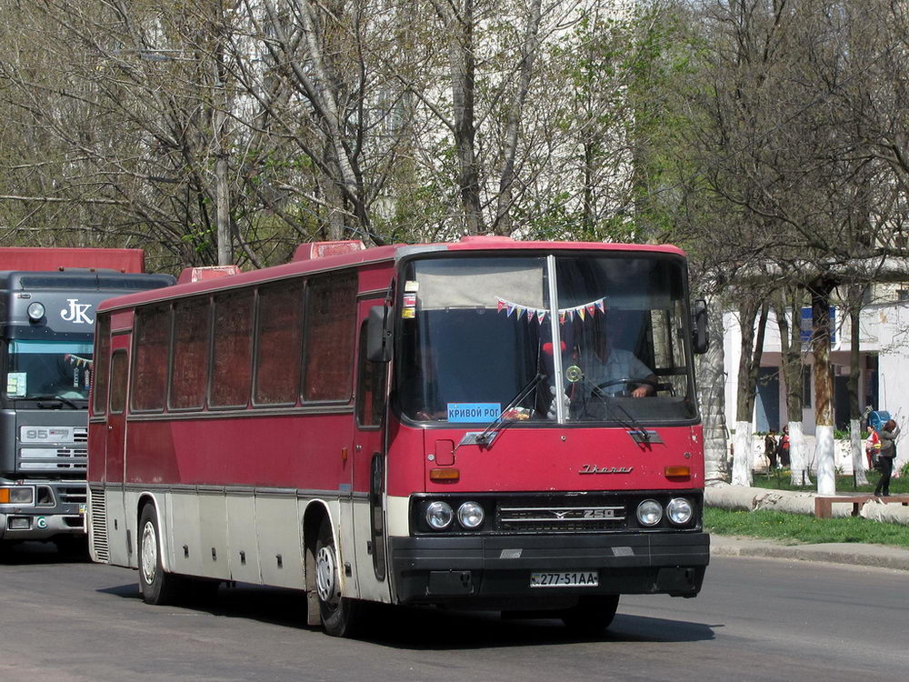 Dnepropetrovsk region, Ikarus 250.95 # 277-51 АА
