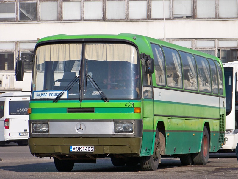 Lietuva, Mercedes-Benz O303-11ÜHE Nr. 423