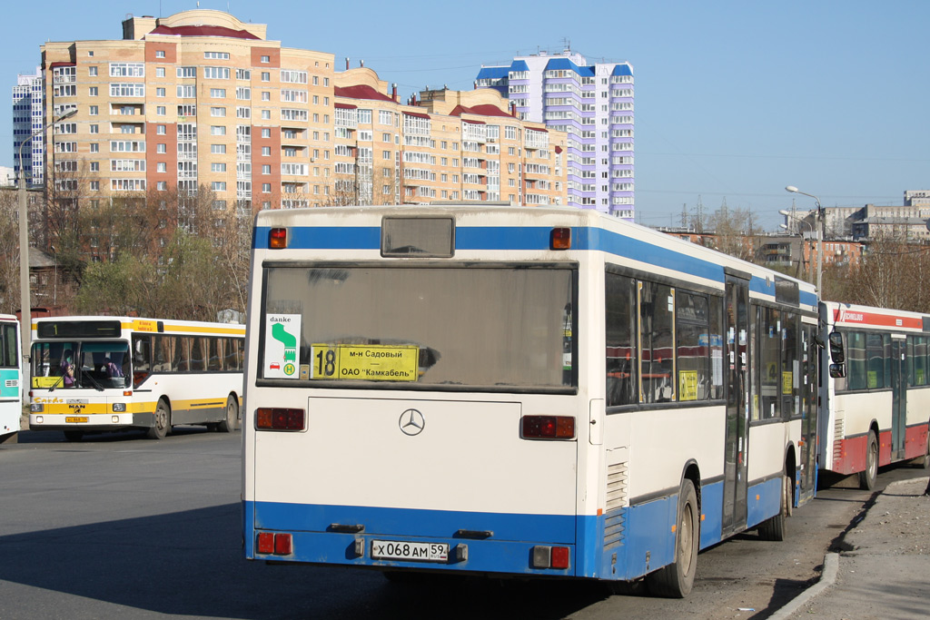 Пермь 18 автобус с гайвы. Автобус 18. 18д автобус. 18 Автобус Пермь. Автобус 18д Саратов.
