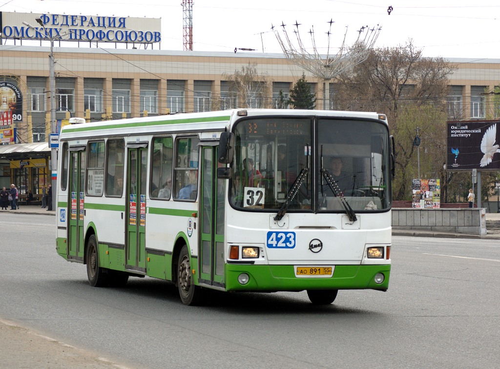 Omsk region, LiAZ-5256.45 Nr. 423