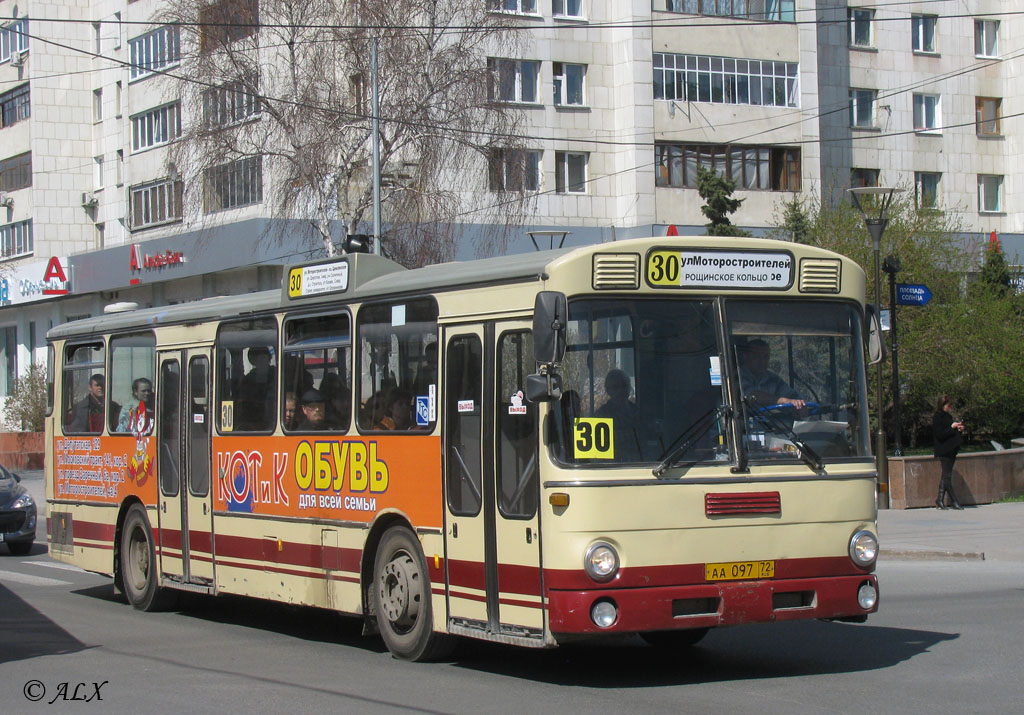 Тюменская область, Mercedes-Benz O305 № АА 097 72