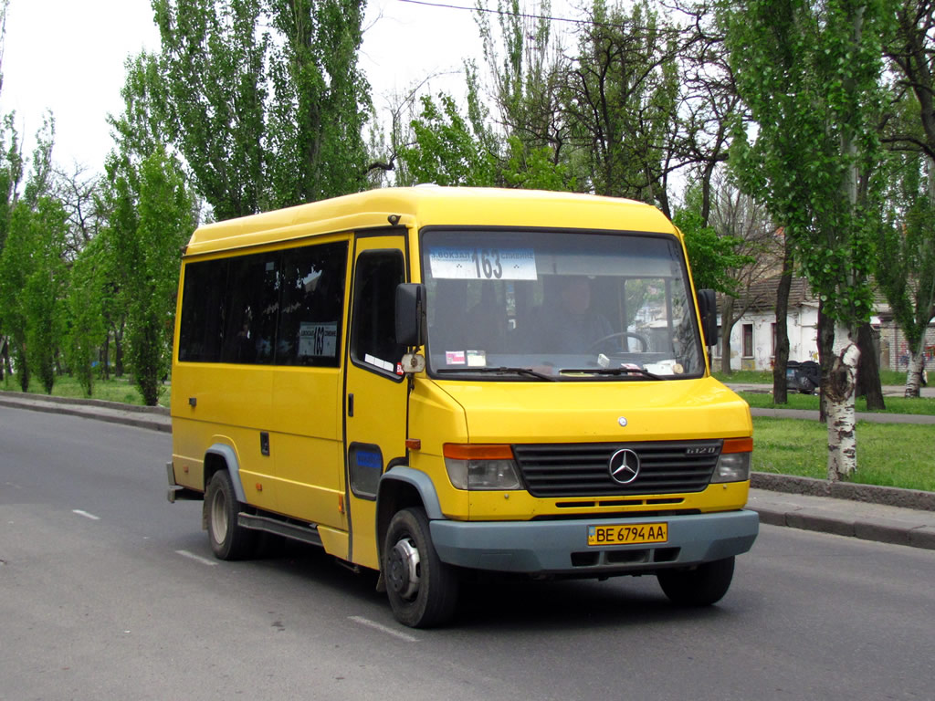 Мікалаеўская вобласць, Mercedes-Benz Vario 612D № BE 6794 AA