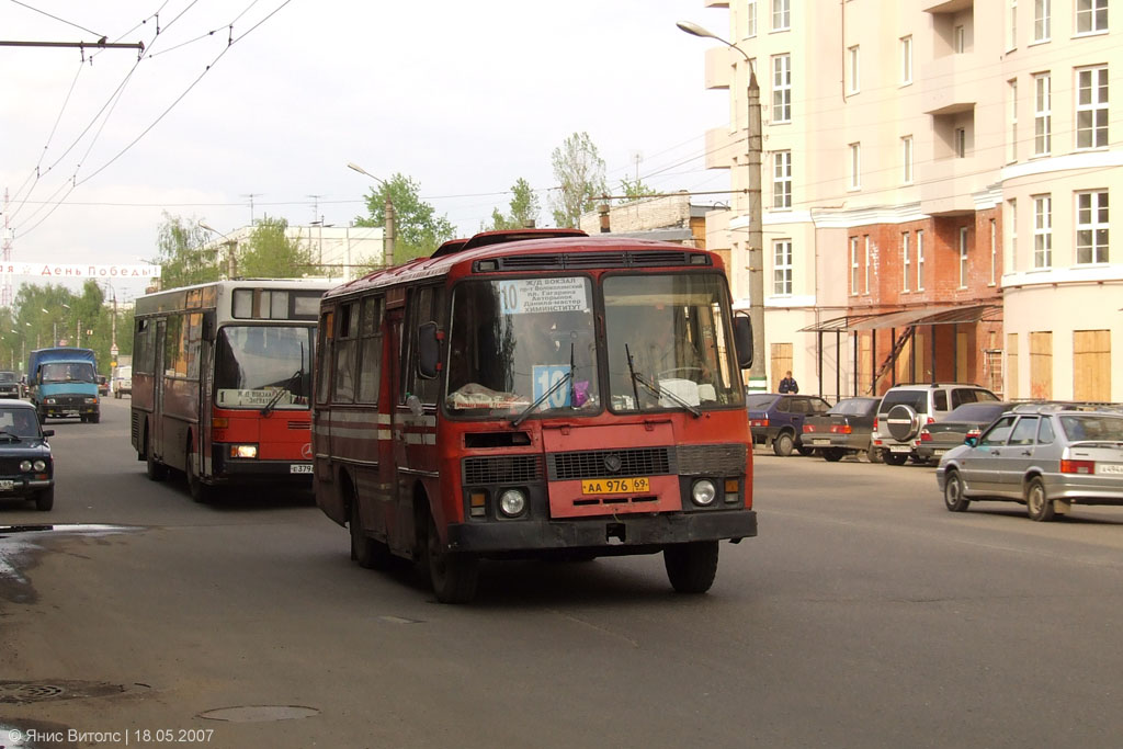 Tver region, PAZ-3205 (00) # АА 976 69; Tver region — Route cabs of Tver (2000 — 2009).