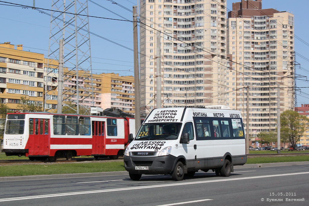 Санкт-Петербург, Нижегородец-2227UU (IVECO Daily) № 125