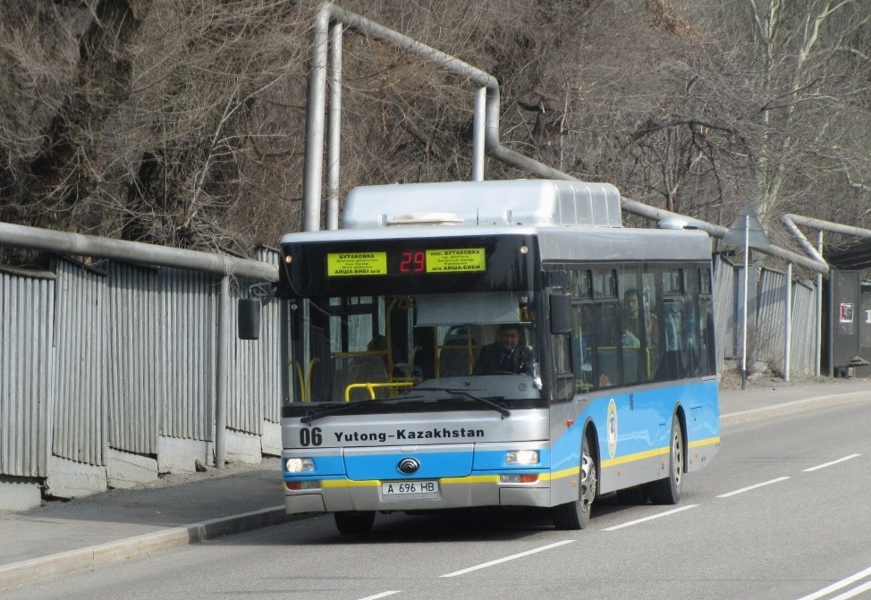 Ałmaty, Yutong ZK6120HGM Nr 06