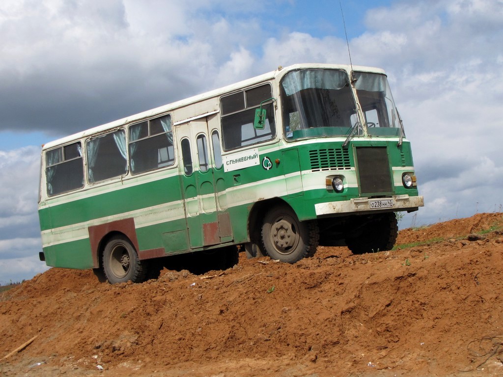 Кировская область, Таджикистан-3205 № О 238 НН 43