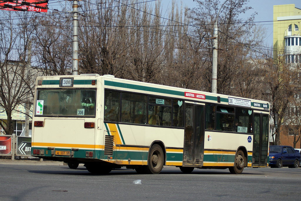 Lipetsk region, Mercedes-Benz O405N # АЕ 037 48