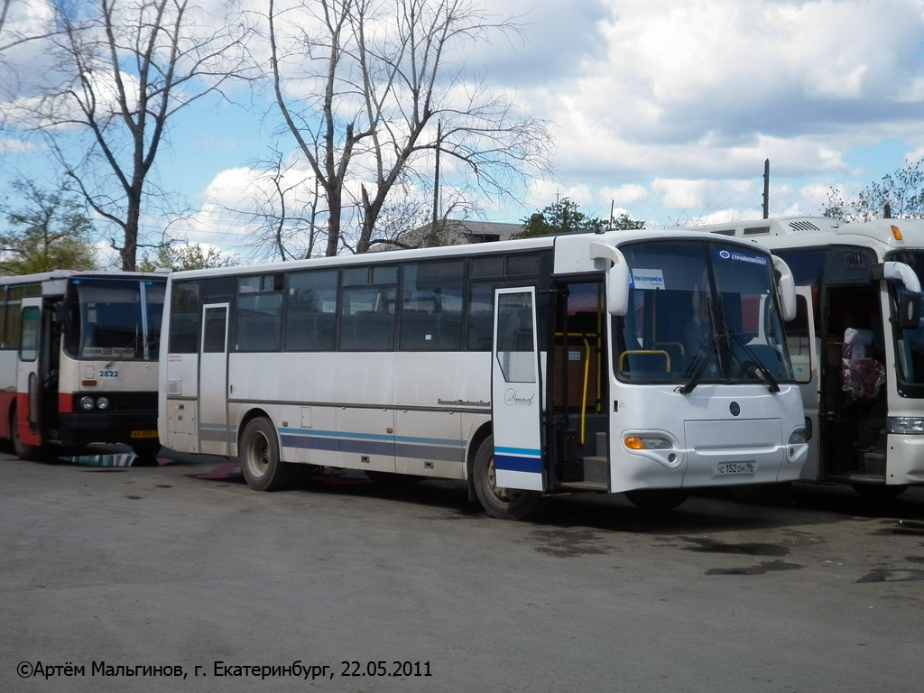 Свердловская область, КАвЗ-4238-02 № С 152 ОН 96