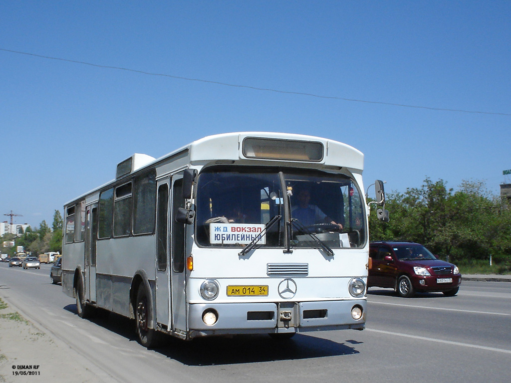 Волгоградская область, Mercedes-Benz O305 № АМ 014 34