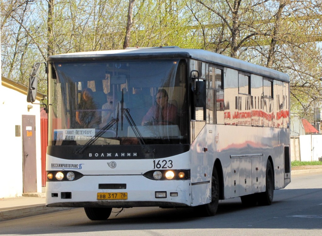 Маршрут 842 санкт петербург. Волжанин 52702. Автобус Волжанин 52702. 842 Автобус. 842 Автобус маршрут.