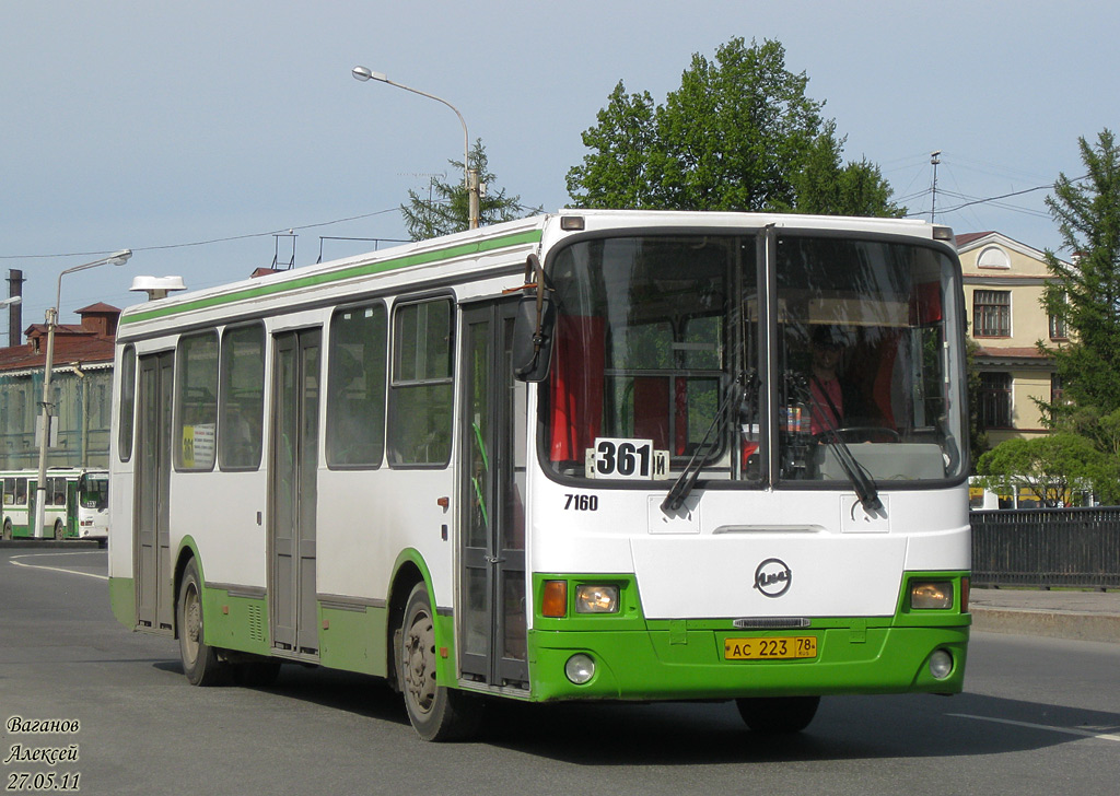 Sankt Petersburg, LiAZ-5256.26 Nr. 7160