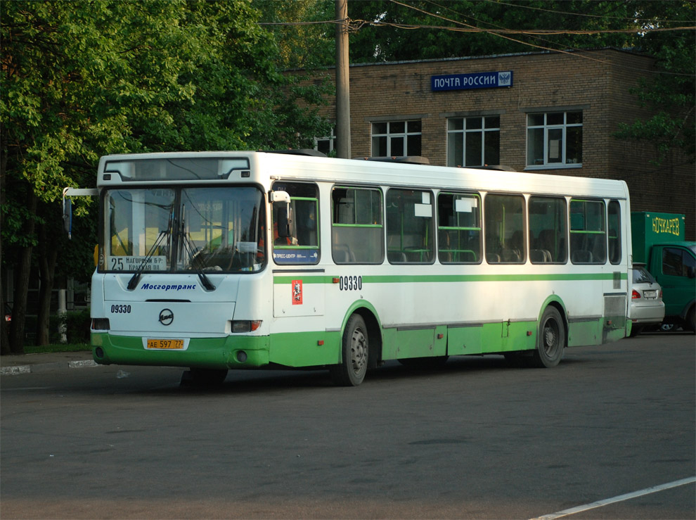 Moskwa, LiAZ-5256.25 Nr 09330