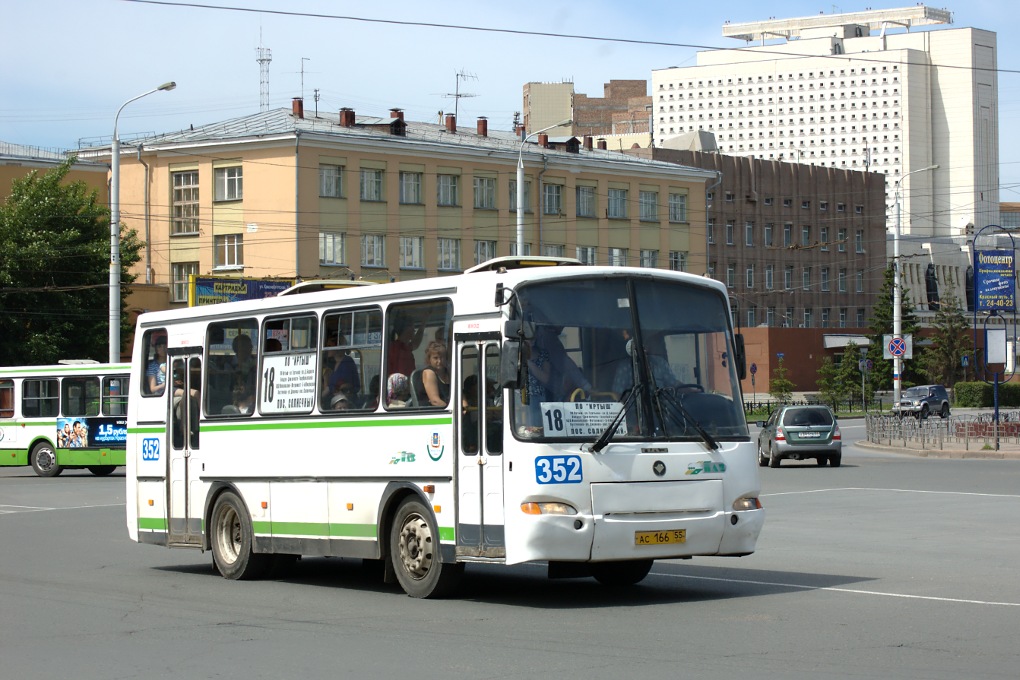 Omsk region, PAZ-4230-03 # 352