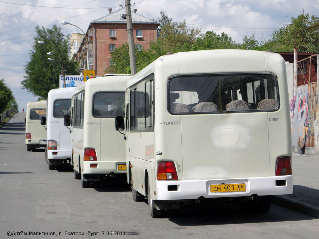 Свердловская область, Hyundai County SWB C08 (РЗГА) № ЕМ 401 66; Свердловская область — Автовокзалы, конечные станции и остановки