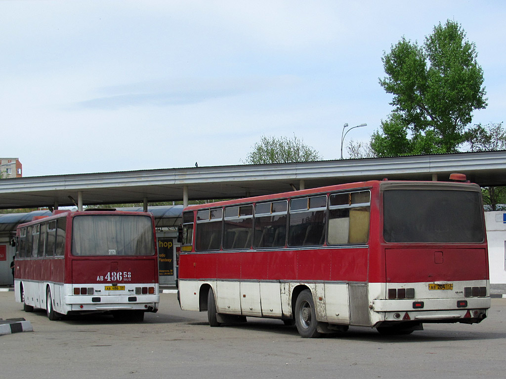 Penzai terület, Ikarus 250 sz.: АВ 486 58; Mordvinföld, Ikarus 256.75 sz.: АВ 204 13; Penzai terület — Avtobusnye vokzaly, stancii i konechnye ostanovki