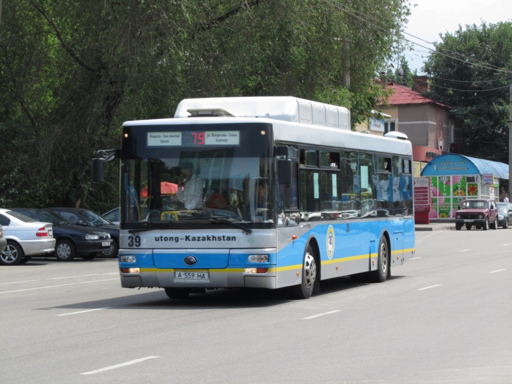 Алматы, Yutong ZK6120HGM № 39