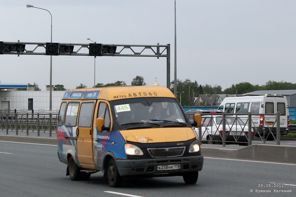 Sankt Peterburgas, GAZ-322131 (X78) Nr. А 238 НК 178