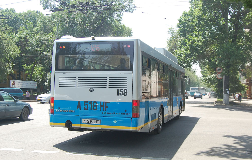 Алматы, Yutong ZK6120HGM № 158