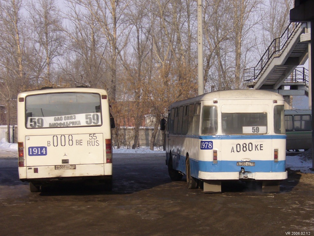 Омская область, Mercedes-Benz O345 № 1914; Омская область, ЛиАЗ-677М № 1978