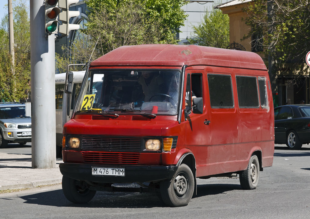 Карагандинская область, Mercedes-Benz T1 208D № M 476 TMM