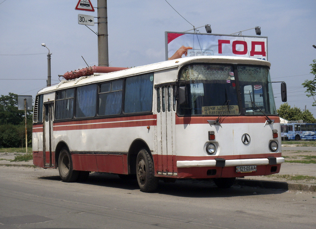 Dnepropetrovsk region, LAZ-695N Nr. 121-05 АА