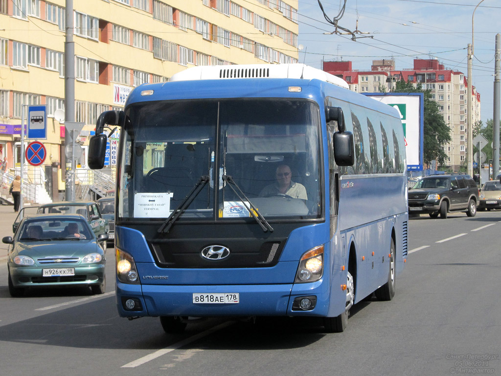 Санкт-Петербург, Hyundai Universe Space Luxury № В 818 АЕ 178