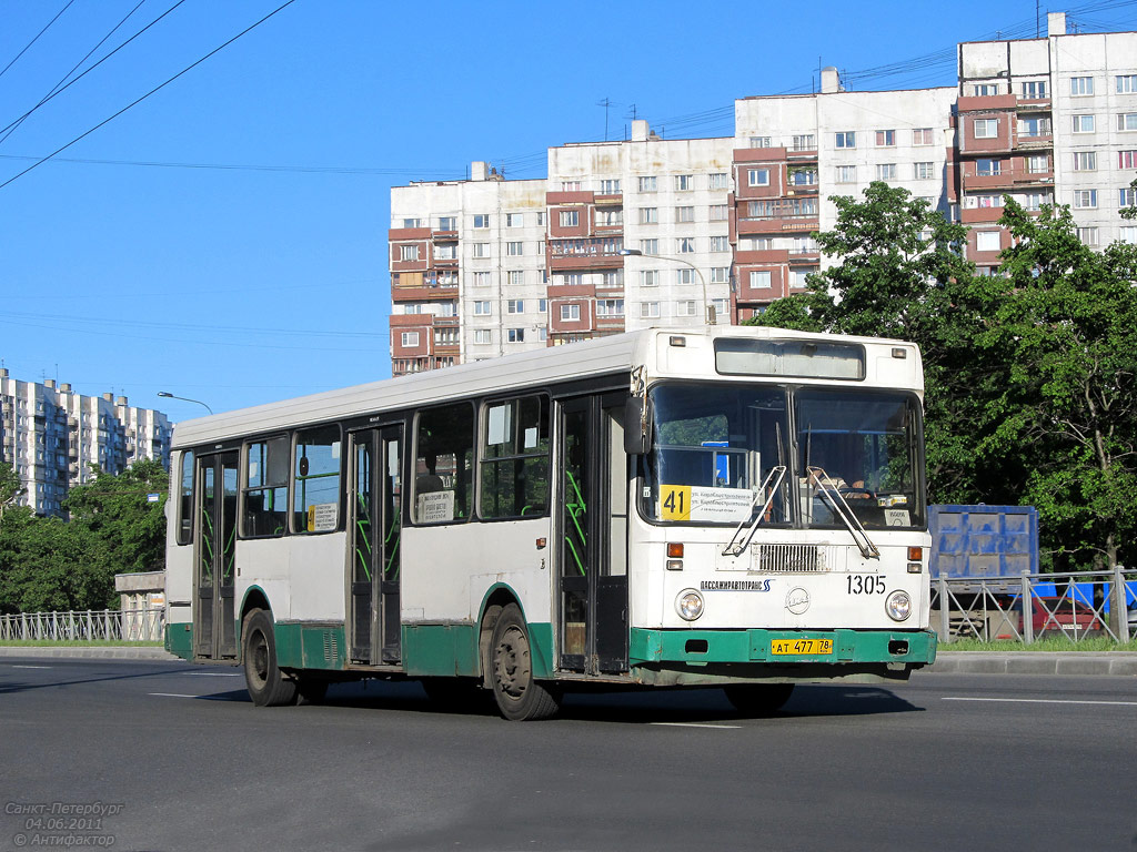 Санкт-Петербург, ЛиАЗ-5256.25 № 1305