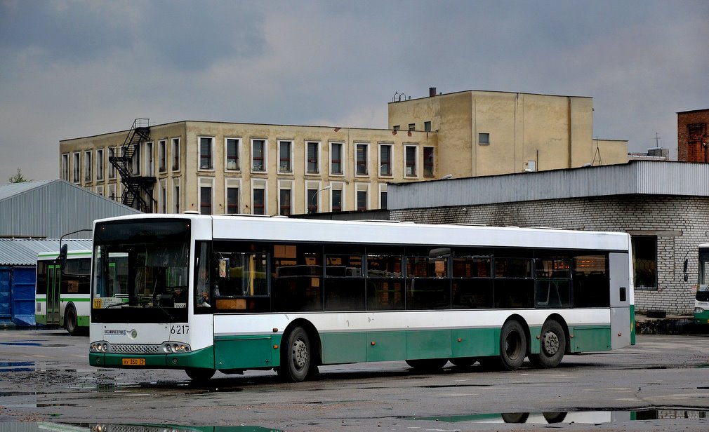 Санкт-Петербург, Волжанин-6270.06 