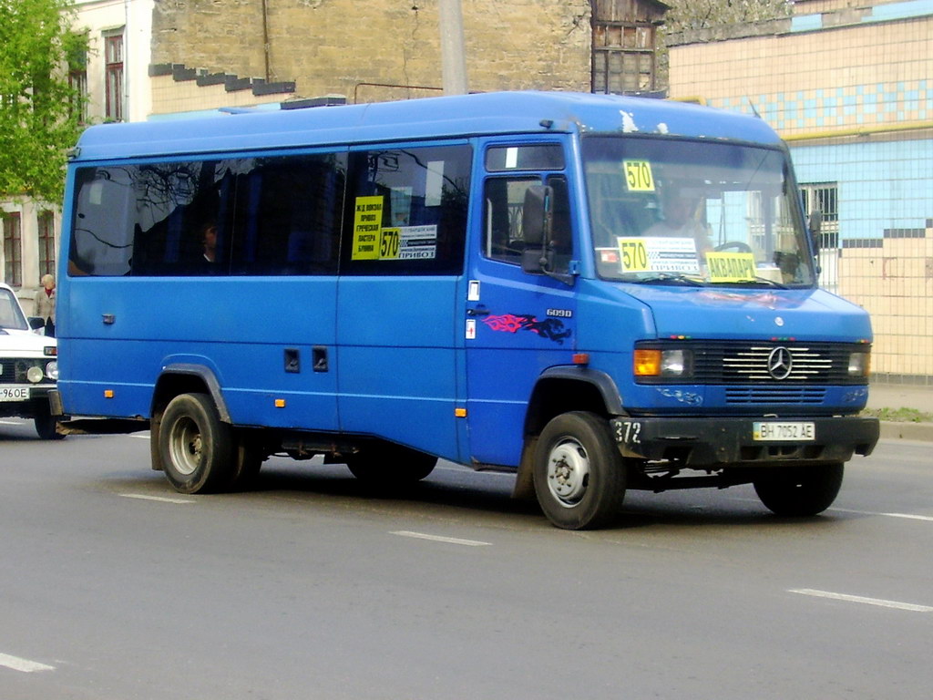 Одесская область, Mercedes-Benz T2 709D № BH 7052 AE