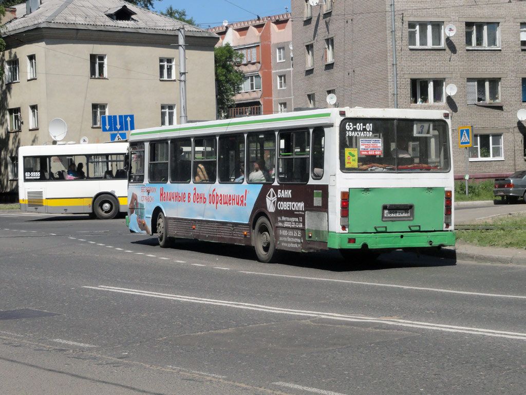 Вологодская область, Mercedes-Benz O405N № АК 239 35; Вологодская область, ЛиАЗ-5256.30 № В 898 АН 35