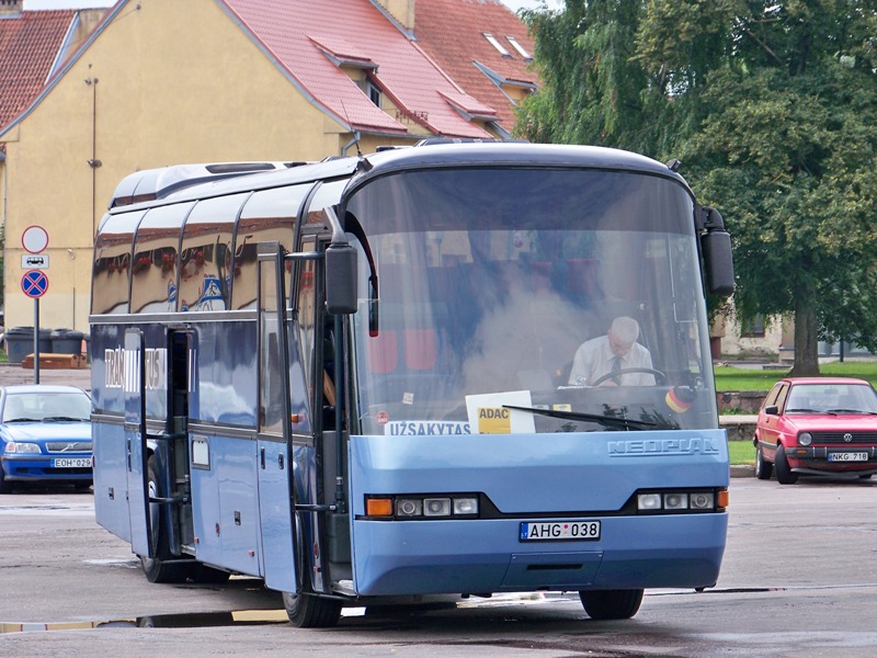 Литва, Neoplan N212H Jetliner № AHG 038