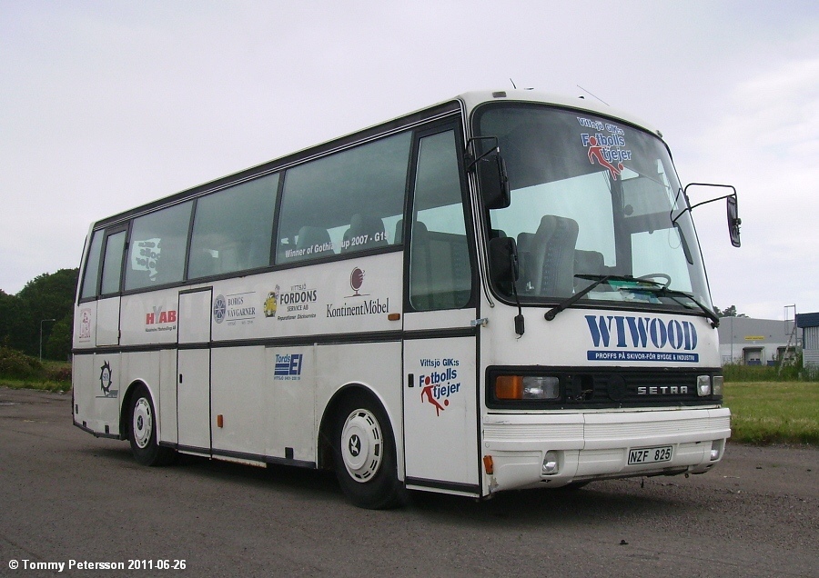 Швеция, Setra S210HD № NZF 825