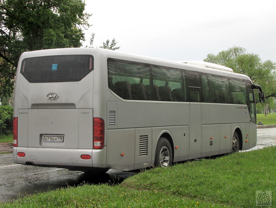 Санкт-Петербург, Hyundai Universe Space Luxury № В 716 ЕК 178