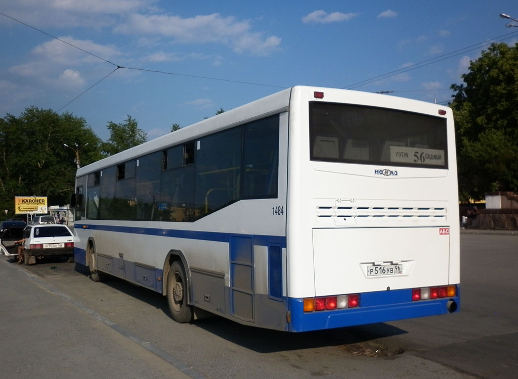 Sverdlovsk region, NefAZ-5299-20-32 # 1484