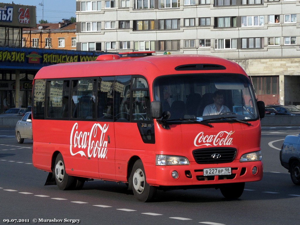 Санкт-Петербург, Hyundai County Deluxe № В 227 ВР 98