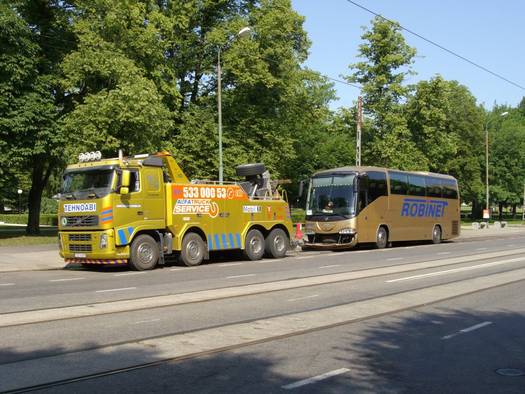 Эстония, Irizar Century II 12.37 № 940 ARP; Эстония — Harjumaa — Автобусные станции, конечные остановки, площадки, парки, разное