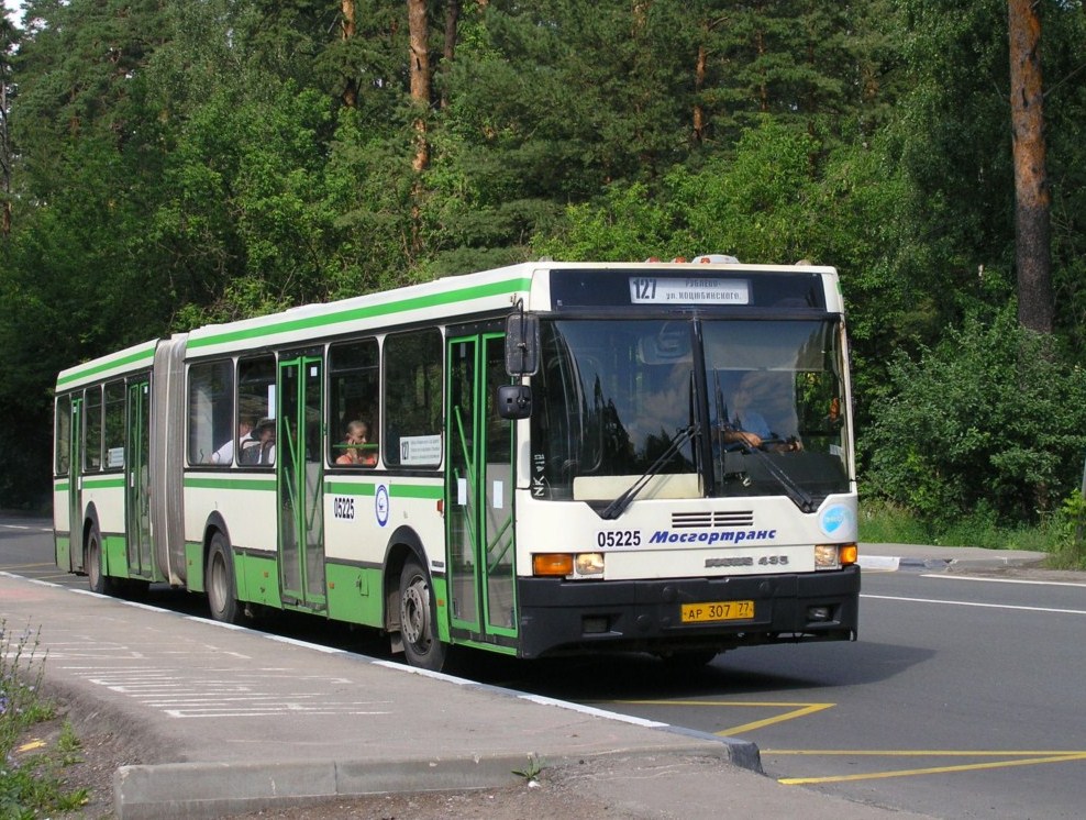 Москва, Ikarus 435.17 № 05225