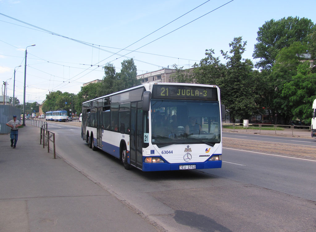 Латвия, Mercedes-Benz O530L Citaro L № 63044