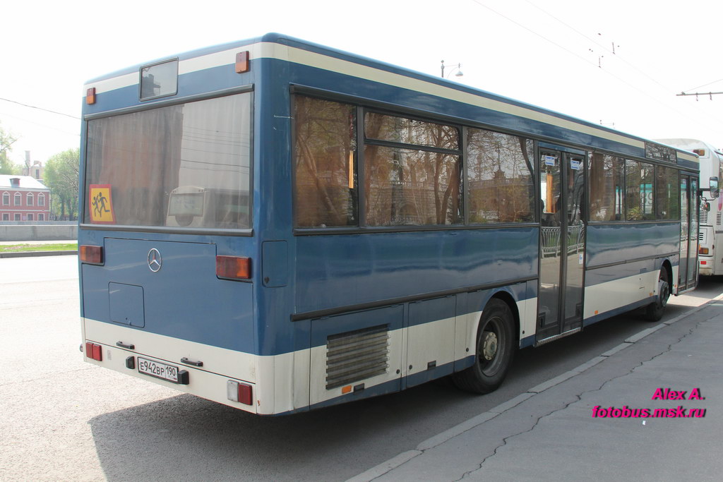 Μόσχα, Mercedes-Benz O405 # Е 942 ВР 190