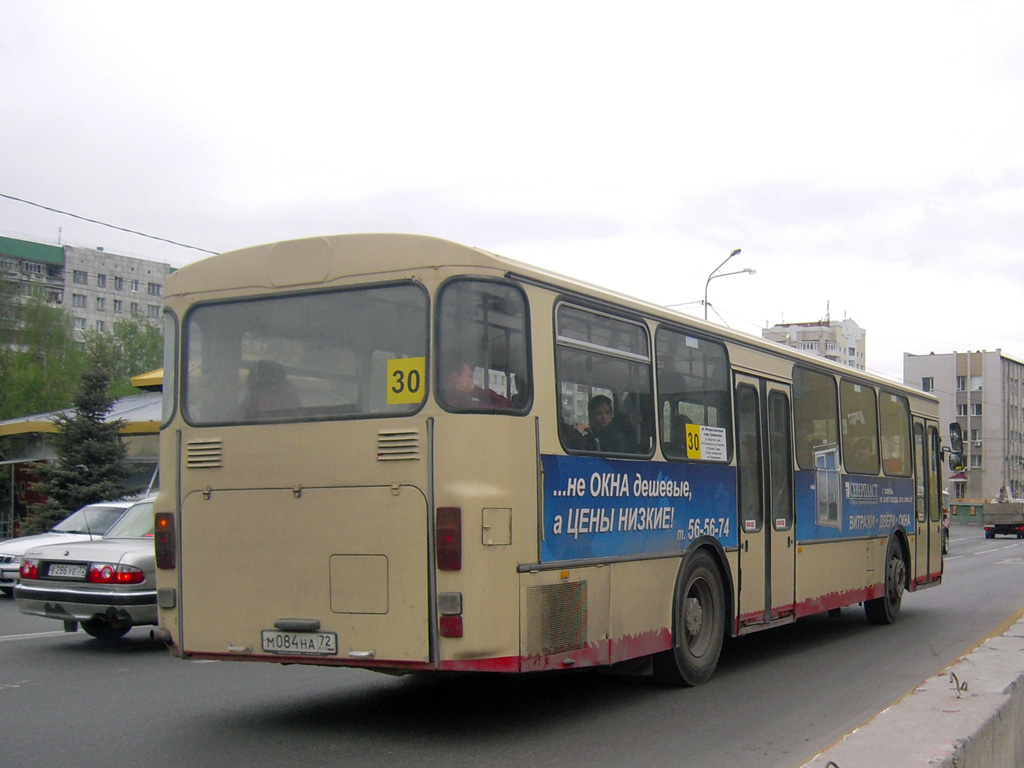 Тюменская область, Mercedes-Benz O305 № М 084 НА 72