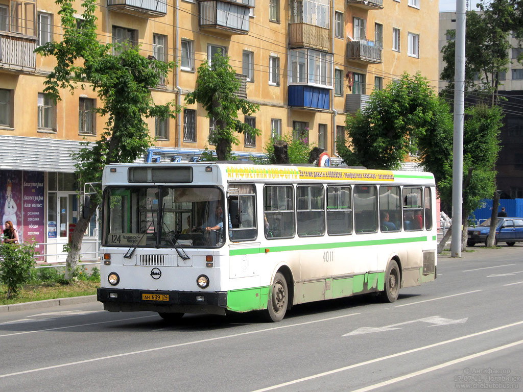 Челябинская область, ЛиАЗ-5256.25 № 4011