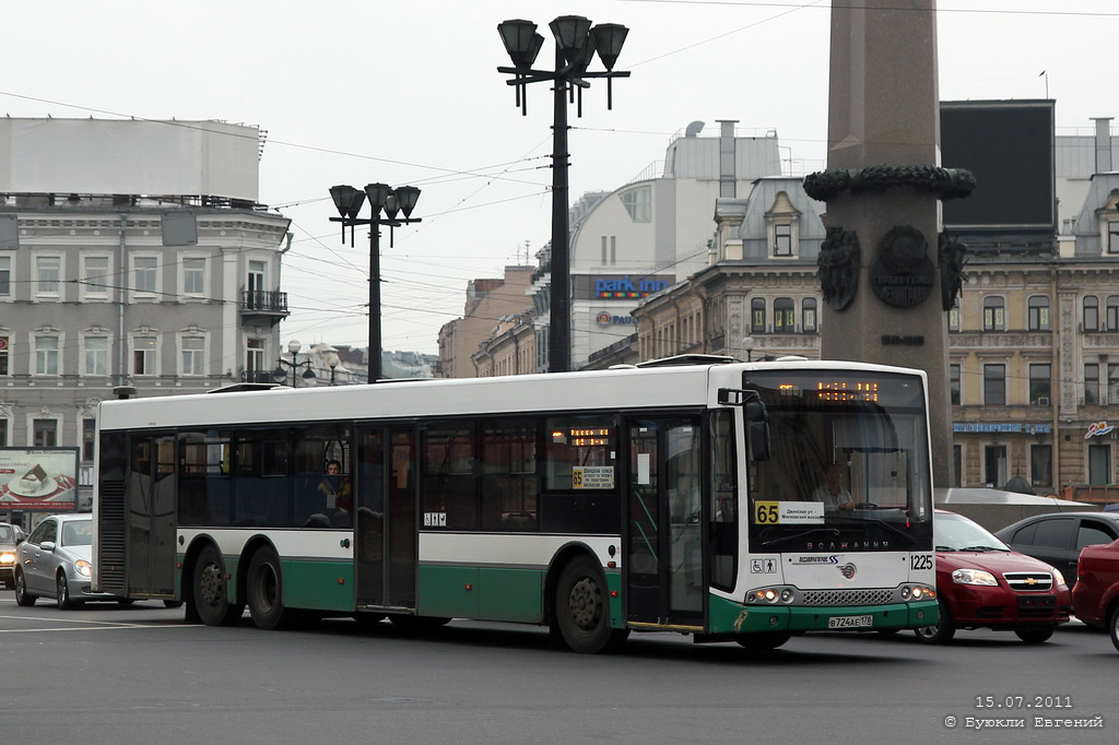 Санкт-Петербург, Волжанин-6270.06 