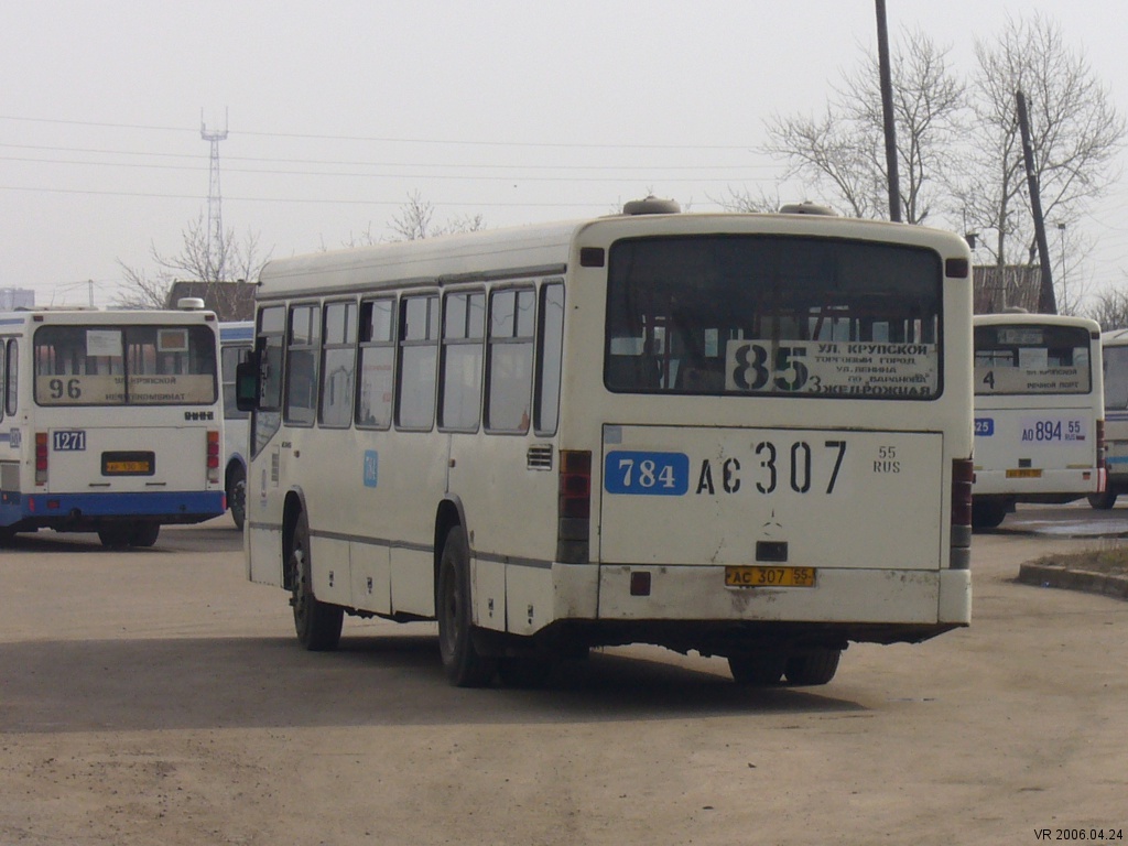 Obwód omski, Mercedes-Benz O345 Nr 784