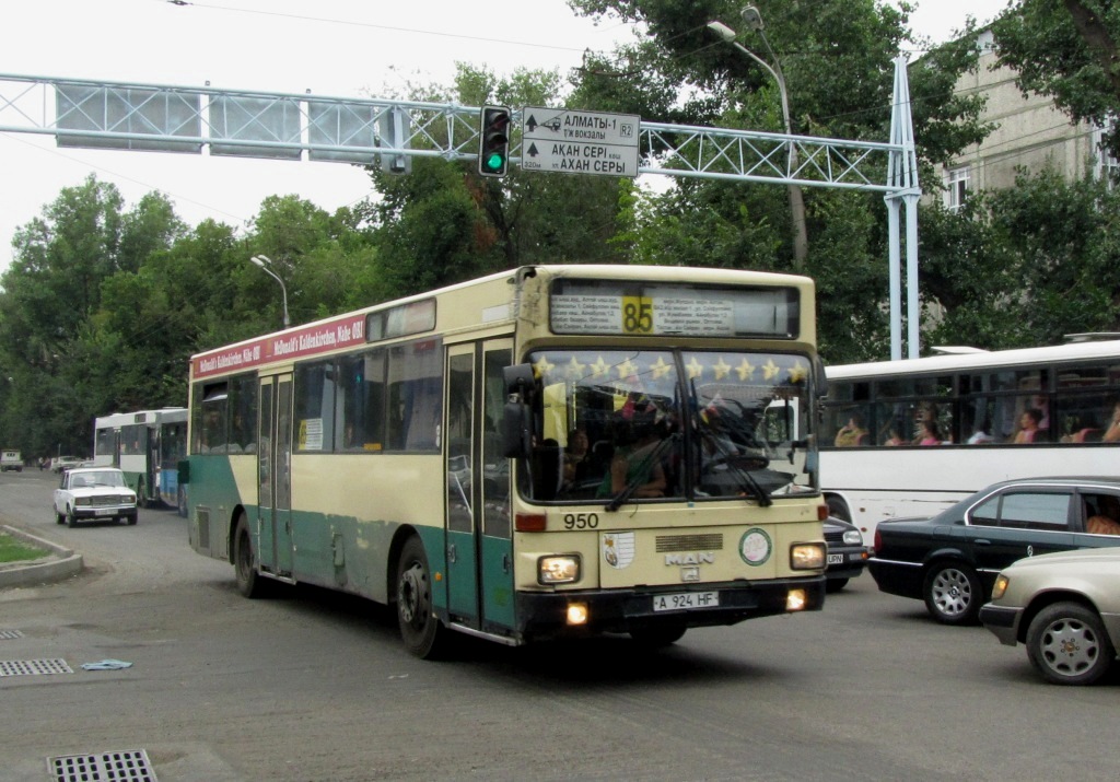 Алматы, MAN 791 SL202 № A 924 HF