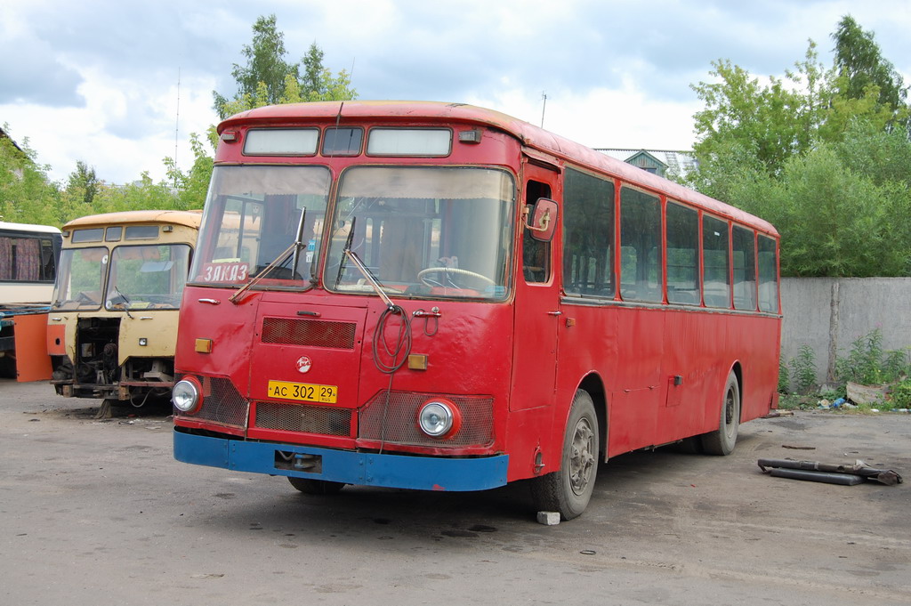 Автобус 135 выборг советский. ЛИАЗ 677 Выборг. ЛИАЗ 677 948. ЛИАЗ 677 черная решетка. ЛИАЗ 677 АТП.