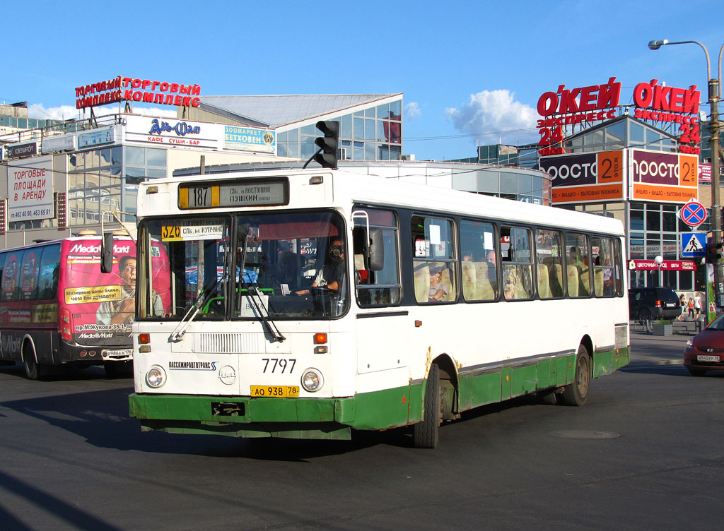 Sankt Petersburg, LiAZ-5256.00-11 Nr. 7797